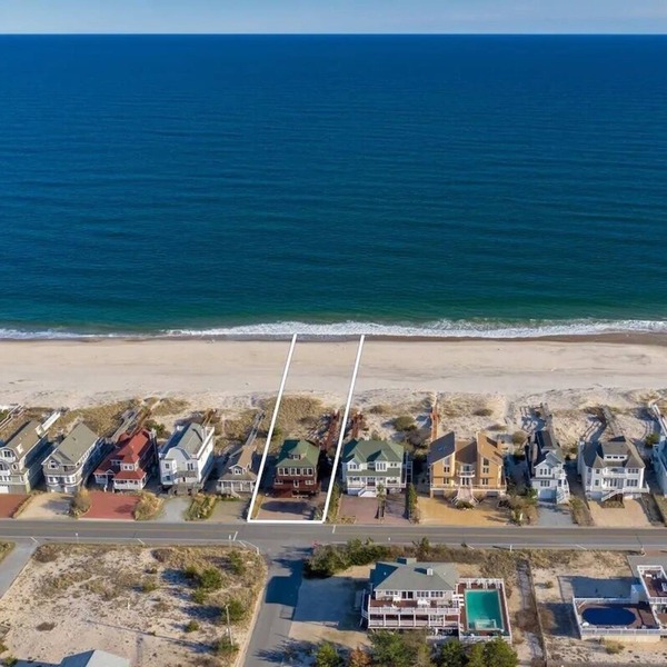 Designer Oceanfront Luxury Bdrms! surround sound art collection,hot tubonBeach