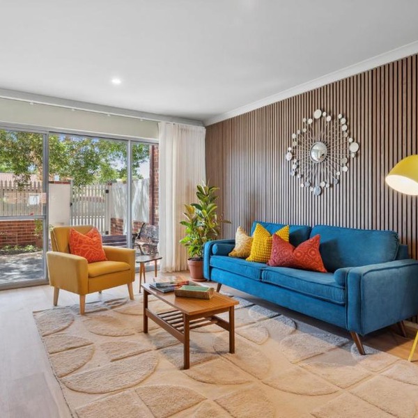 Designer Stay with Courtyard Bassendean near Swan Valley