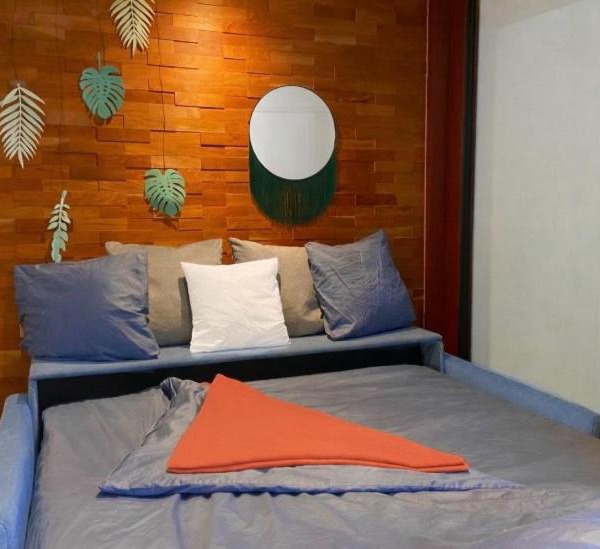 Designer Tiny House with Wraparound Sun Terrace & Garden Lounge