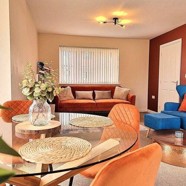 Detached House w/Free Parking | Long Stay Discount