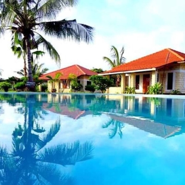 Diani Doric Cottages