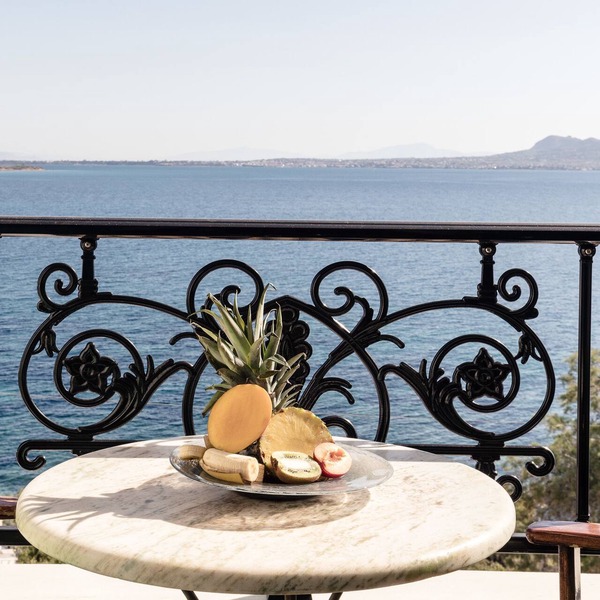 Dionysos Hotel