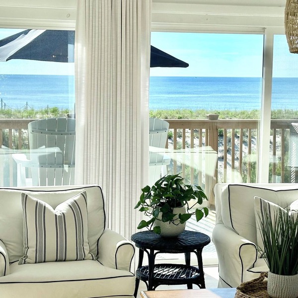 DIRECT OCEANFRONT House, interior renovation 2022; VERY RARELY RENTED/occupied