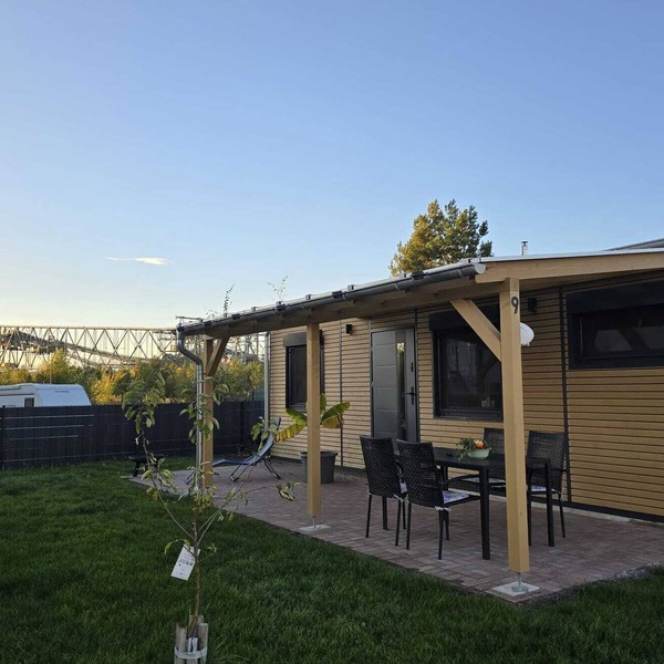 Directly on the lake/Mini vacation home/Pets welcome