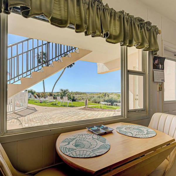 Directly on the Gulf - Unit 2 - 1 Bedroom - Ground Floor - Sleeps up to 4