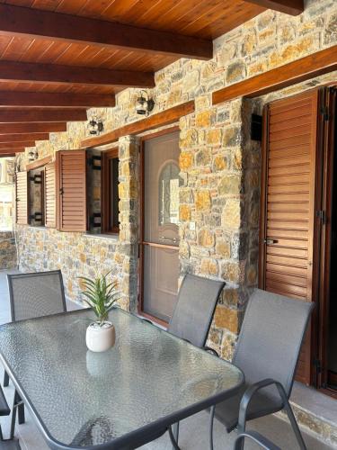 Dirfys House