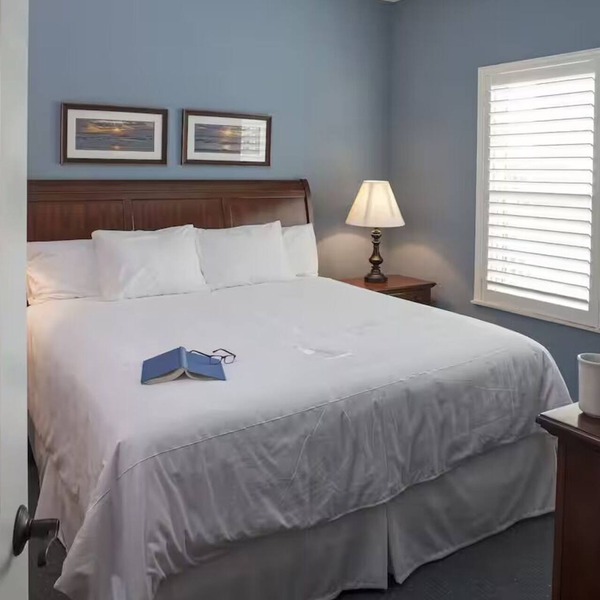 Discover Serenity with Stunning Views from a Private Water Retreat | 3 Units