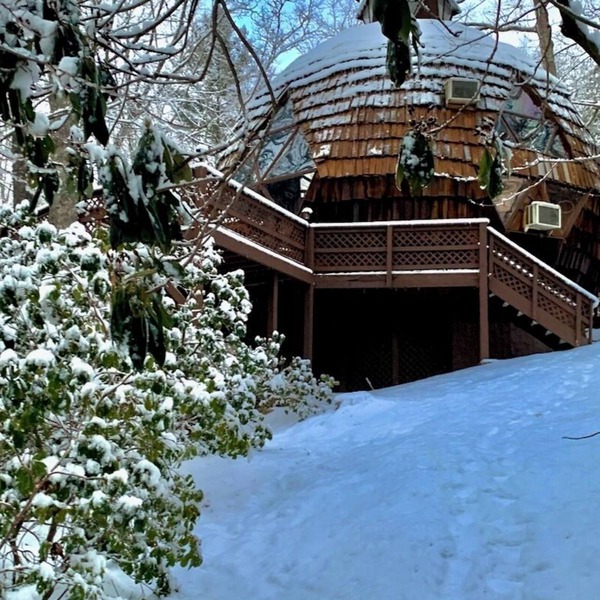 Discover Your Cool Escape - Geodesic Dome w/Hot Tub, & Private!