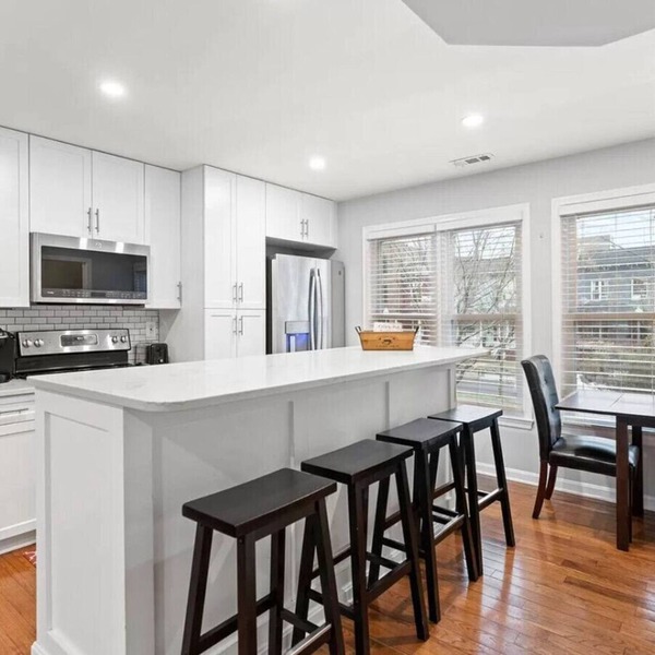 District Townhome | Two Free Parkings | Howard U