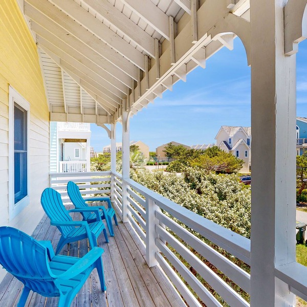 Dog-friendly 5BR with community poo & beach access