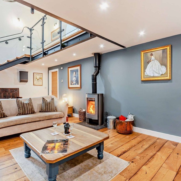 Dog friendly converted chapel - Chapel House