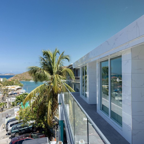 Dolphin Suites