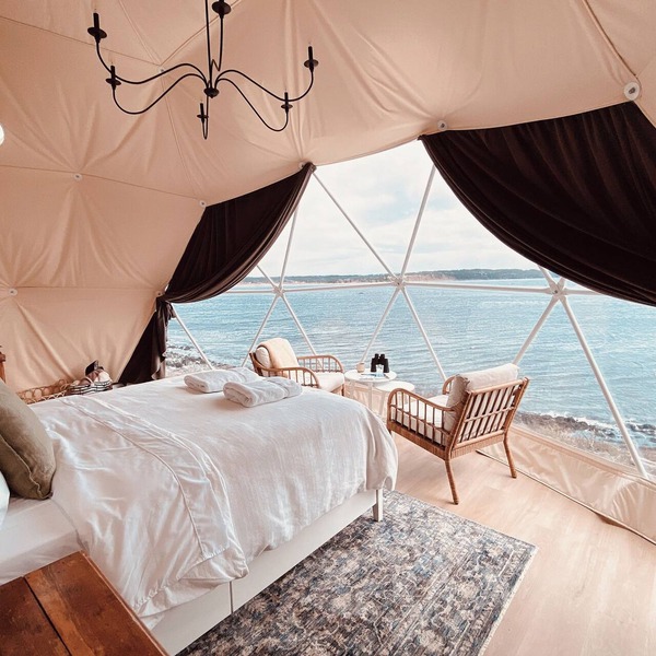 Dome One - Experience the ocean like never before. Private hot tub!