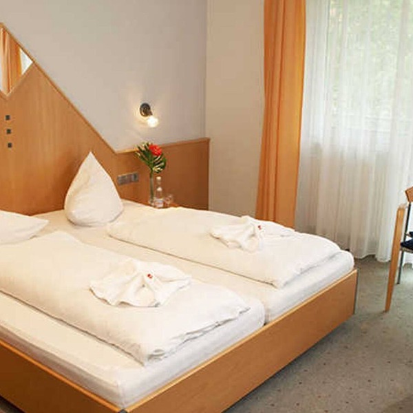 Double room comfort with WC and shower incl. Breakfast - Hotel Restaurant Löwen