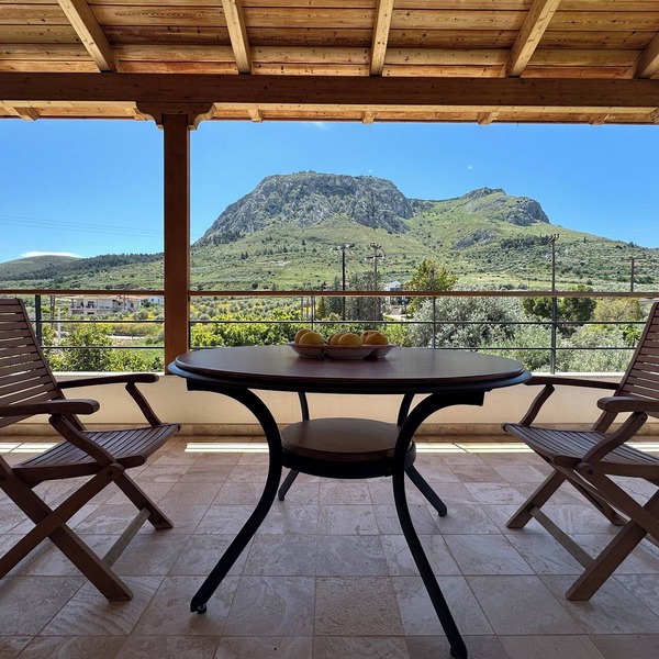 Double view apartment | Ancient Corinth