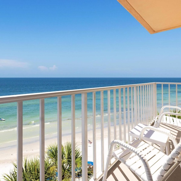 DoubleTree Beach Resort by Hilton Tampa Bay - North Redingto