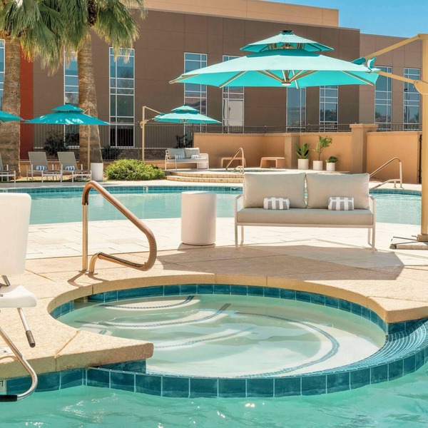 DoubleTree by Hilton Phoenix - Gilbert