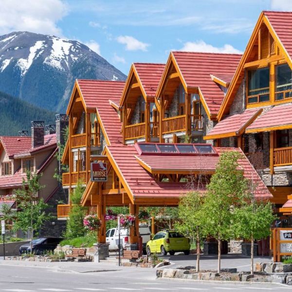 Downtown Banff | Balcony + Rooftop Hot Pools