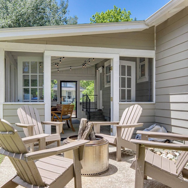 Downtown Brevard Home: Walk to Bars & Breweries!
