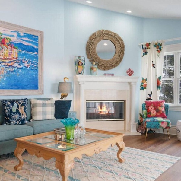 Downtown Luxury Penthouse Views & Location