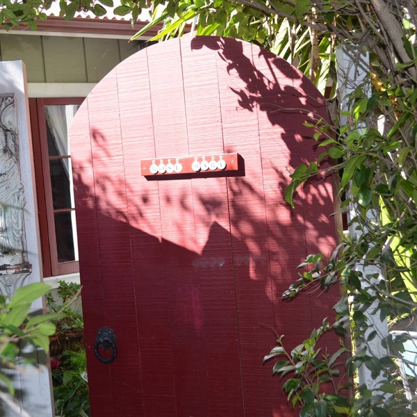 Downtown 'Rose Mary Cottage'