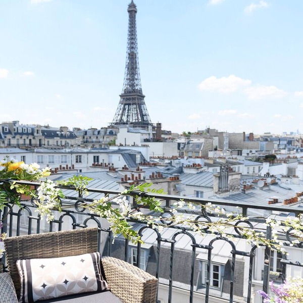 Dream-Come-True With Breathtaking Eiffel & Paris Views + Terrace