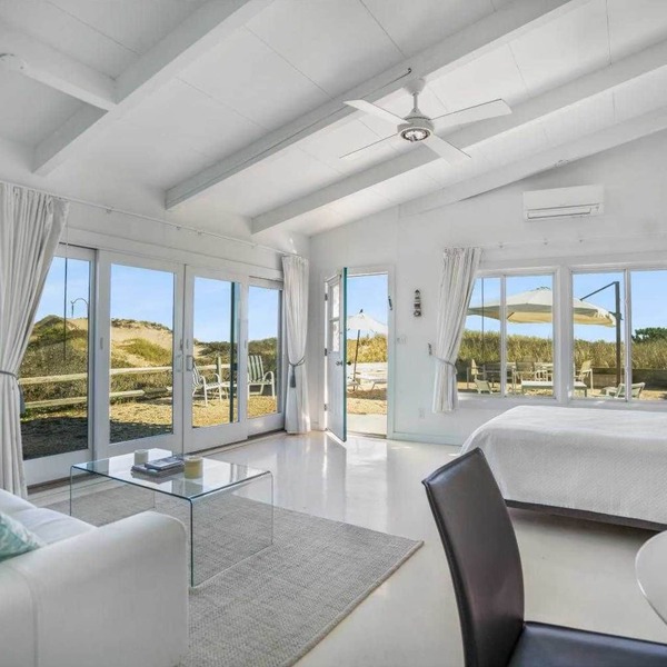 Driftwood Resort