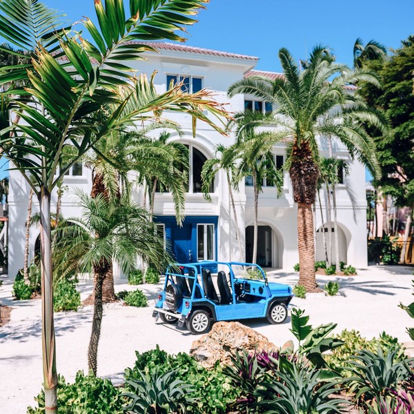Drip Castle Estates Captiva Island - 20 Bedroom Estate Rentals for Large Groups!