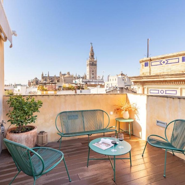 Duplex con Terraza Privada y vistas a la Catedral