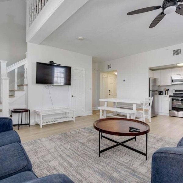 Duval Delight | Recently Remodeled Condo on Duval!