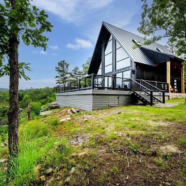 Eagle Bluff Cabin at Greers Ferry Lake