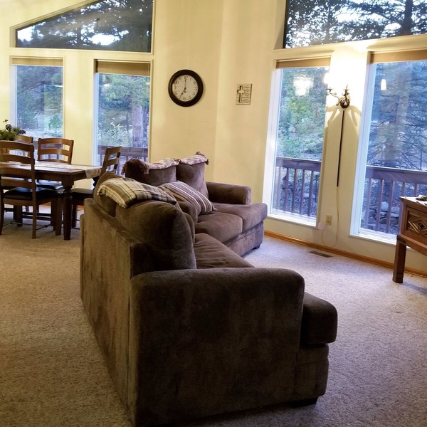 Eagle Cliff Cottage Sleeps 6 (20-NCD0244)