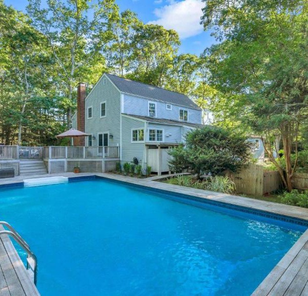 East Hampton Town Terrific