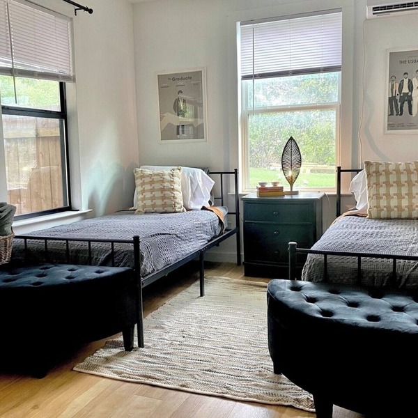 East Side Hideaway. Fun Spring Stay