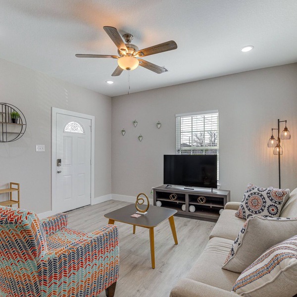 Easy Interstate Access: Quiet Houston Home!