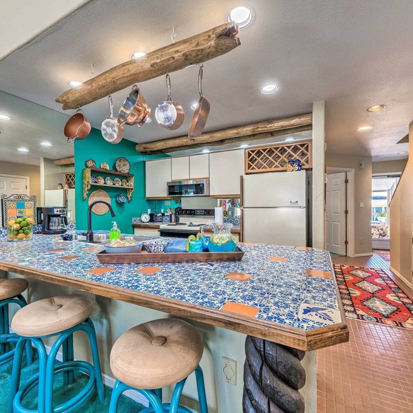 Eclectic Home w/Deck: 4 Miles to Ski Cloudcroft!