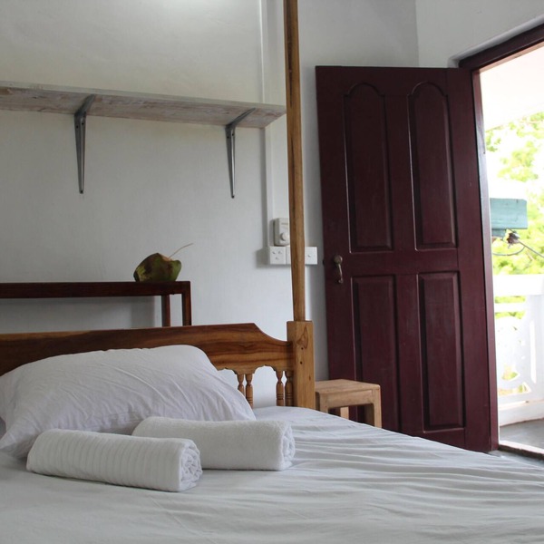ECO FRIENDLY & AUTHENTIC HOLIDAY HOUSE