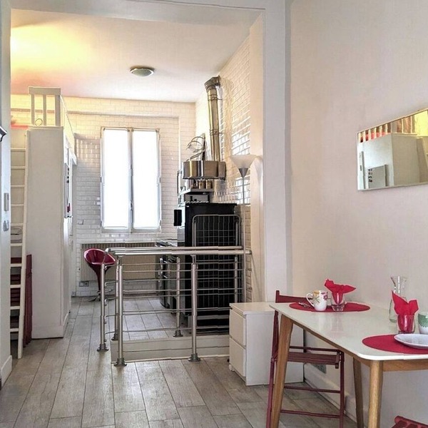 Eiffel Tower - Duplex & private patio - Centre of Paris
