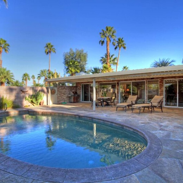 El Paseo, 'The Rodeo Drive of Beverly Hills' In Palm Desert. Free Wi FI