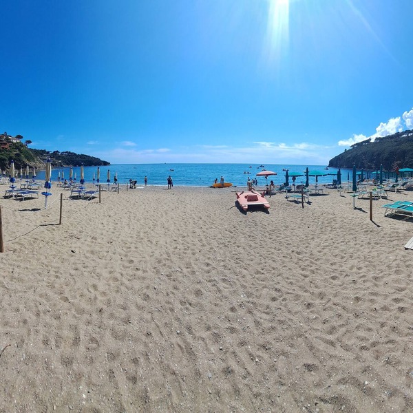 Elba Travels
