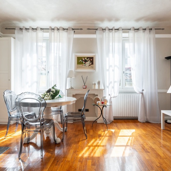 Elegant and Central Apartment of the Uffizi Signoria