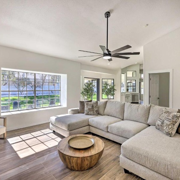 Elegant Glendale Getaway with Pool and Hot Tub!