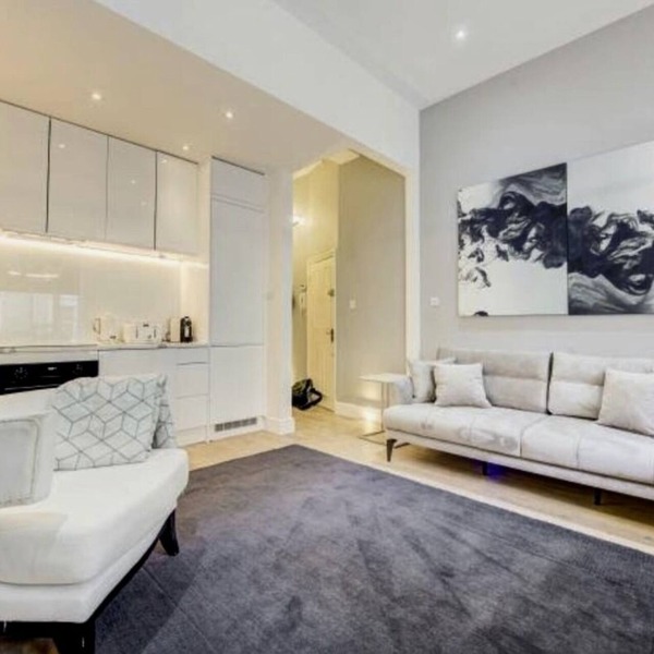 Elegant London apartment in the heart of Chelsea