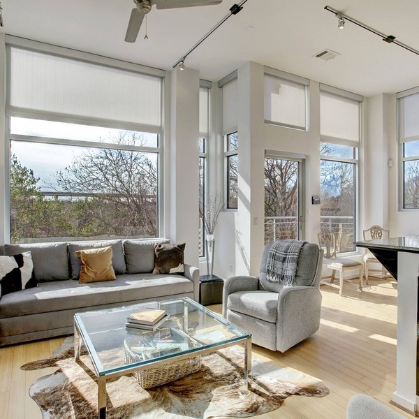 Elegant, Modern, near Downtown Condo