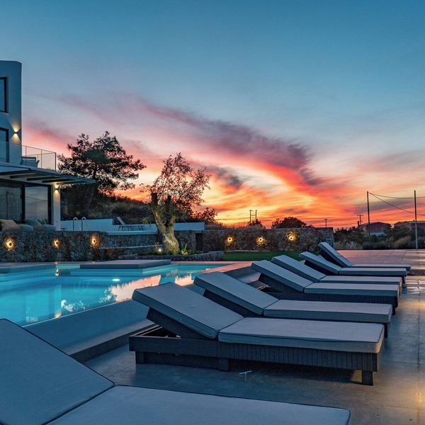 Eliandreia Luxury Villas