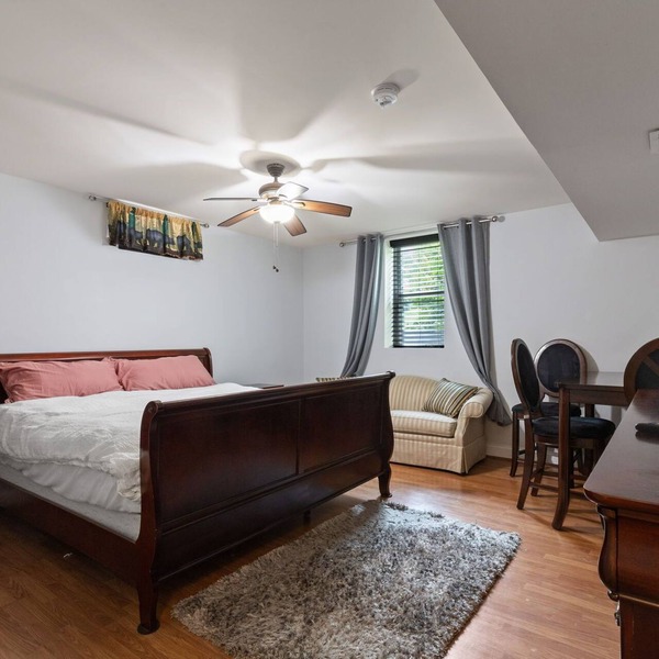 Enjoyable apartment with AC in vibrant Ashburn
