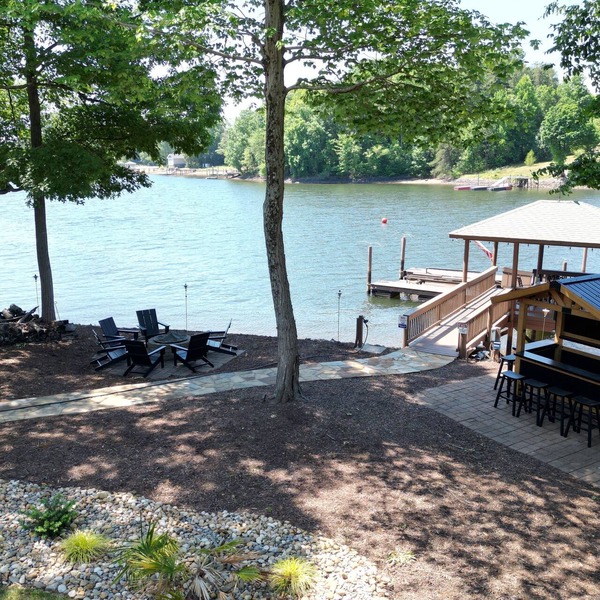 Entertainers Dream! Private Pool, Spa, Pool Table, Shuffleboard, Arcade, Firepit, Tiki Bar!