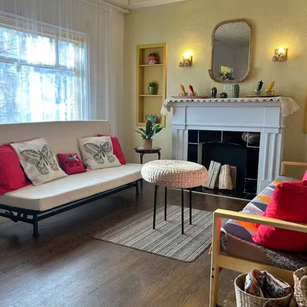 Entire 2 BDRM, centrally located place