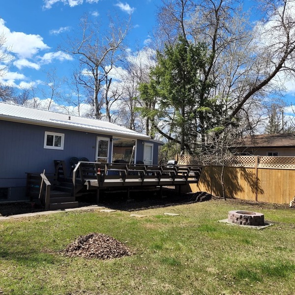 Entire charming and private cottage in Winnipeg Beach