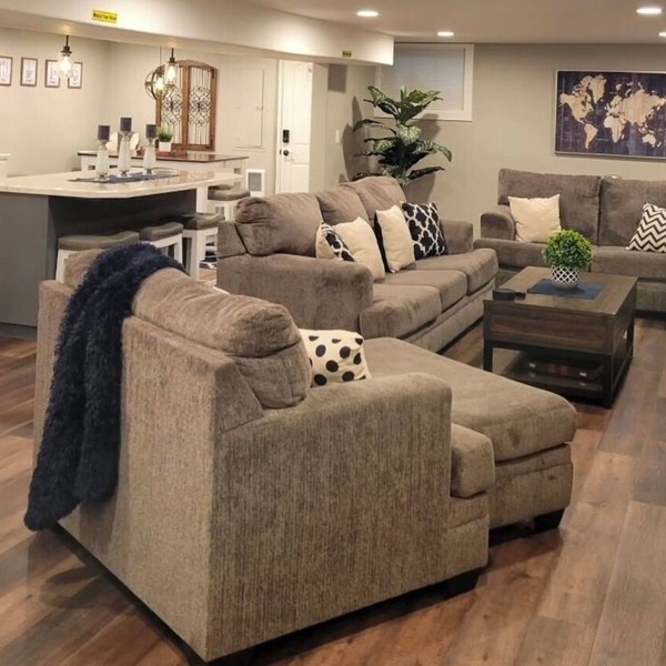Entire Guest Unit - Cool Canby Crib-Full Basement